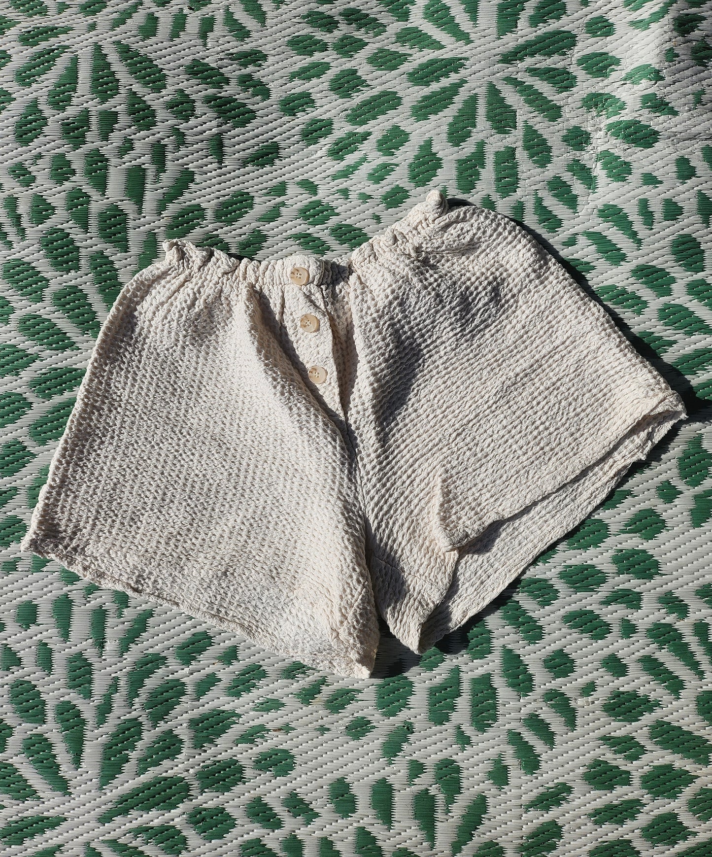 Short René